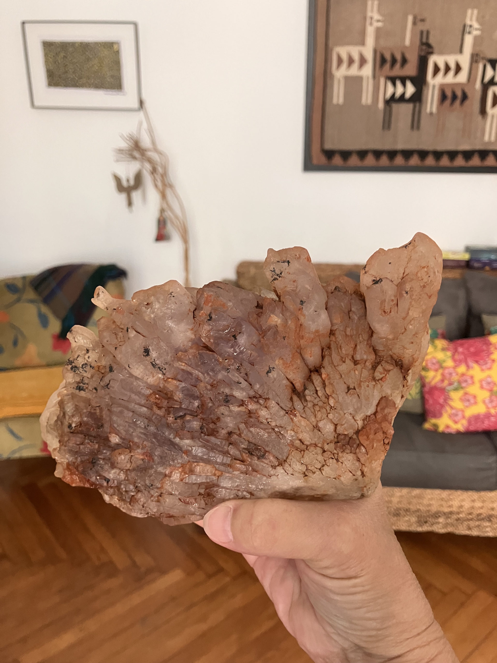 Grappe de Quartz améthysé ferrugineux - Antsirabé - Madagascar 1353gr -
