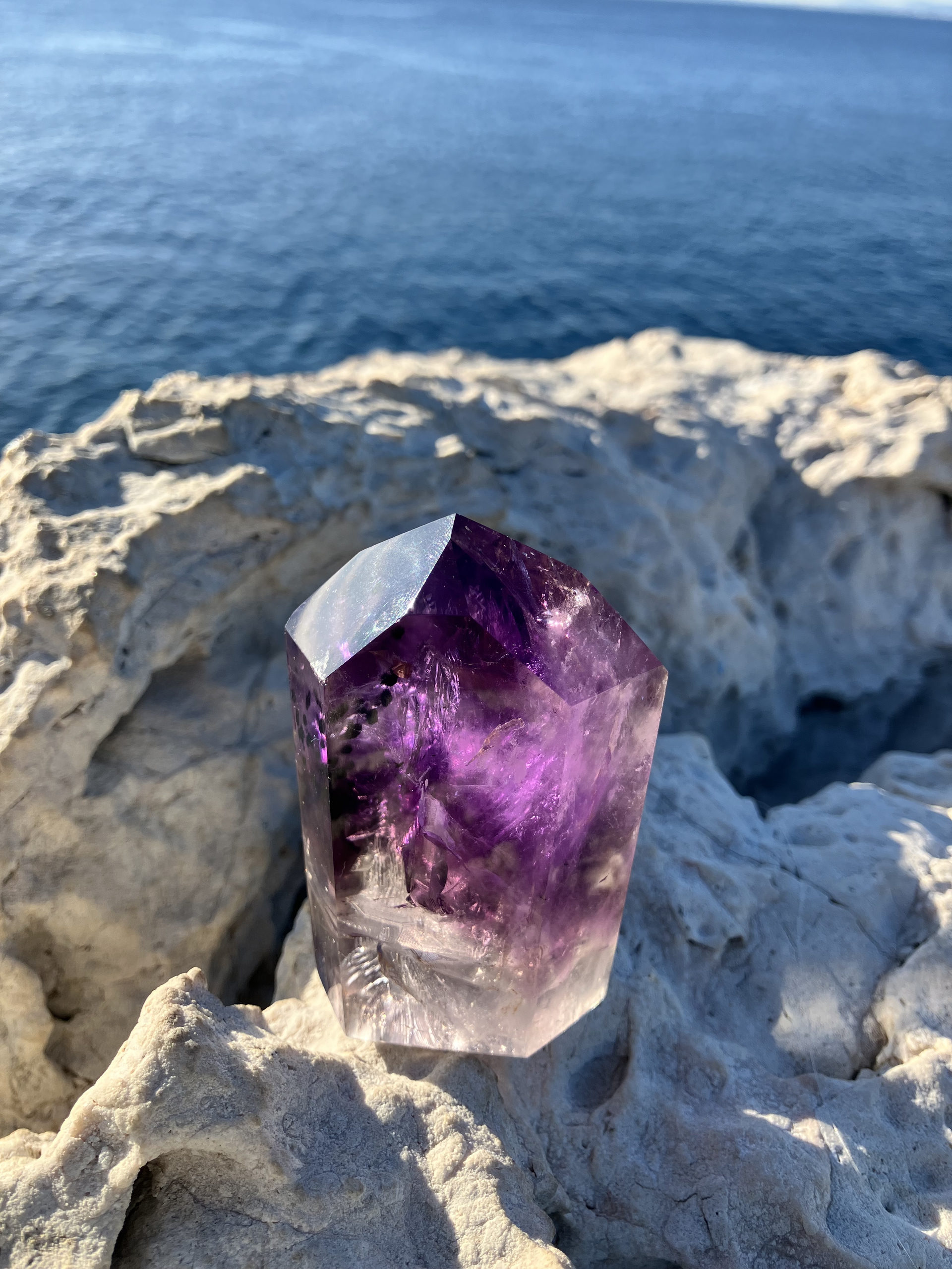 Pointe d'améthyste polie 3